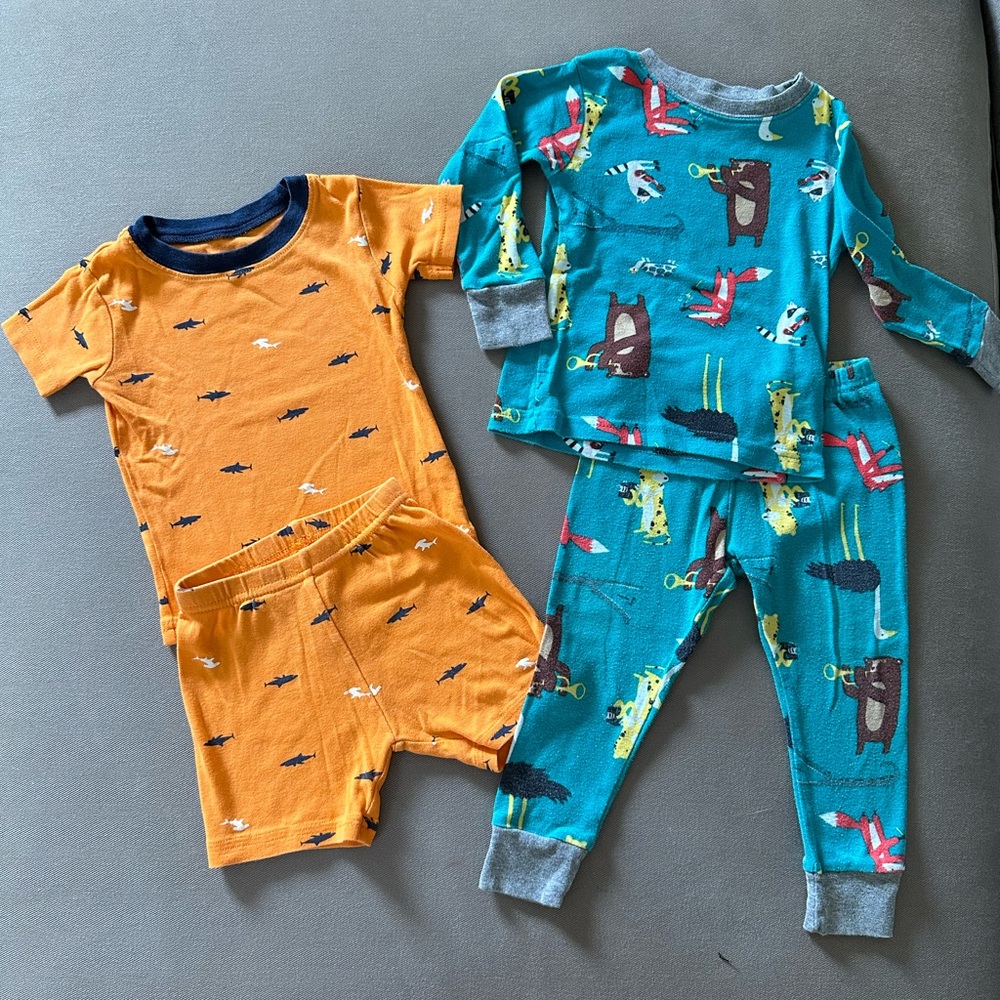 Carters 18m 2 pajama sets long sleeve with pants and shorts with short sleeves.